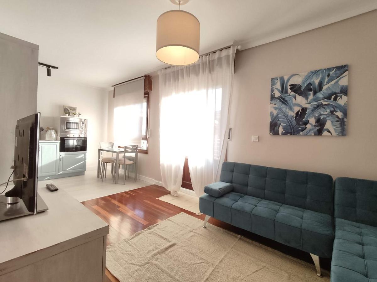 Acogedor Apartamento Junto A La Plaza Villasana de Mena Exterior photo