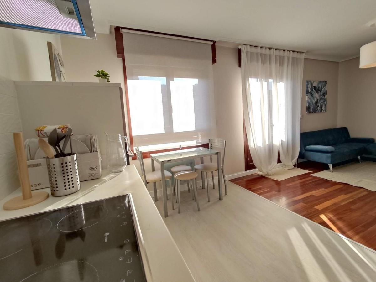 Acogedor Apartamento Junto A La Plaza Villasana de Mena Exterior photo